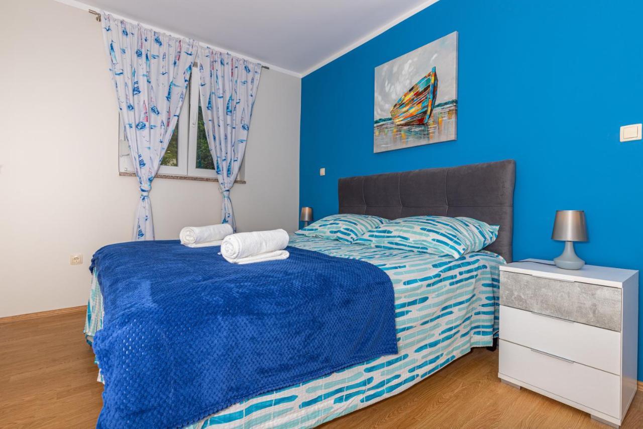 Apartmani Jasminka Dramalj Exterior foto