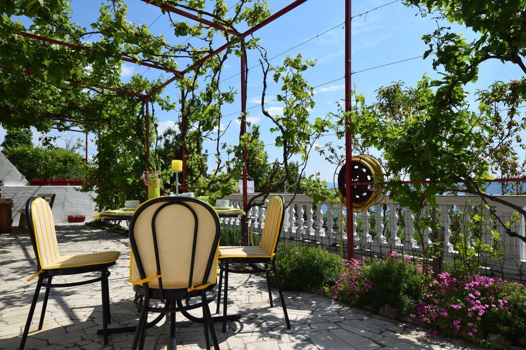 Apartmani Jasminka Dramalj Exterior foto